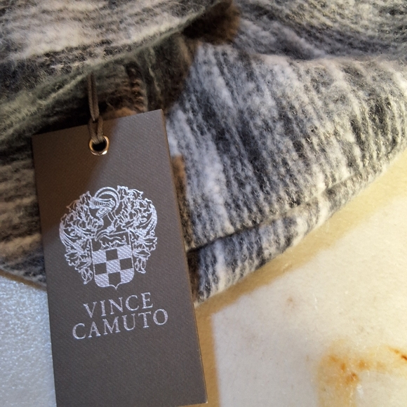 NWOT VINCE CAMUTO BRUSHED SLUB BUBBLE SLEEVE SWEATER - Picture 7 of 9